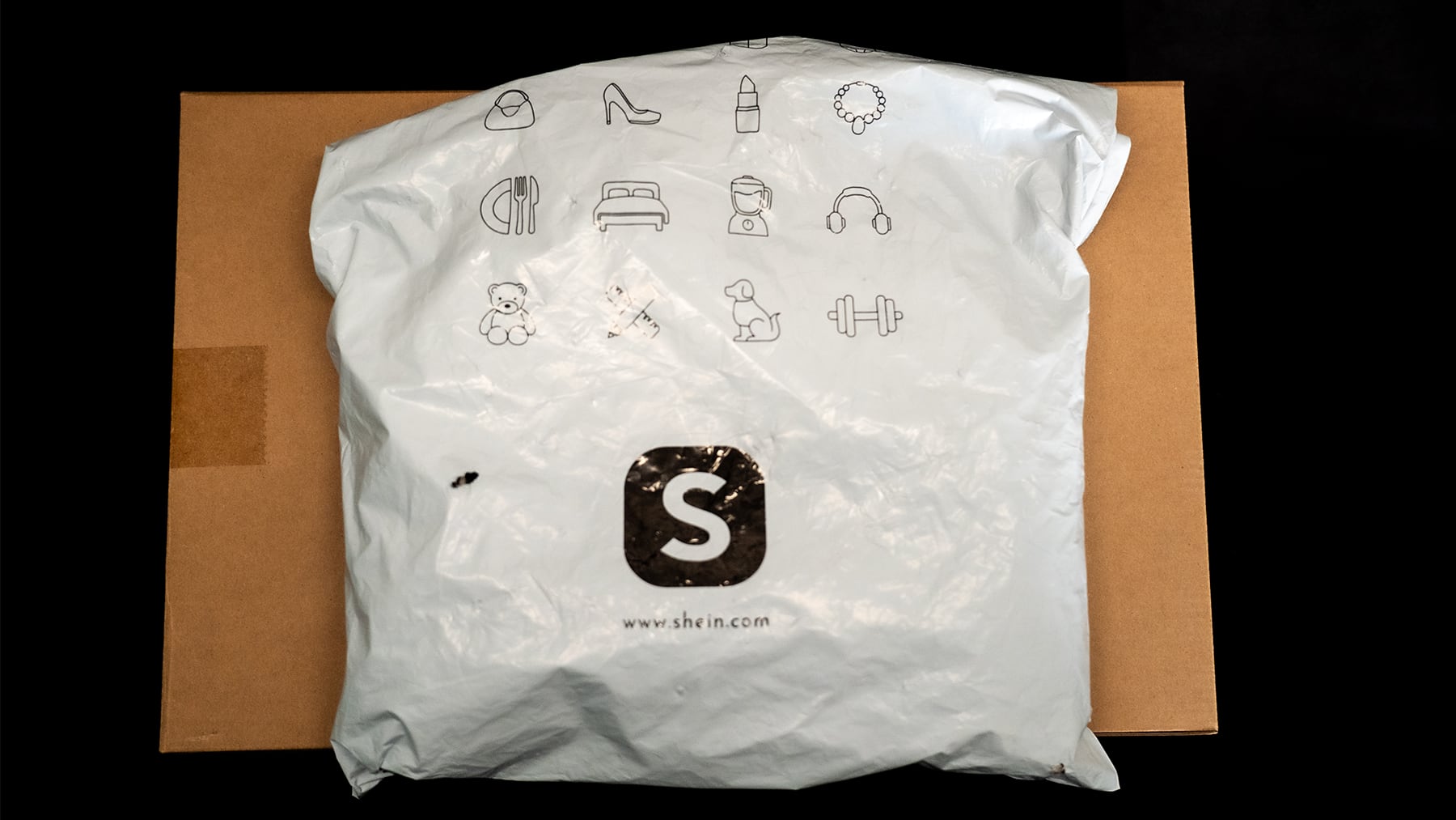 UK to Scrap Its Tariff Exemption on Low-Value Imports By 2029