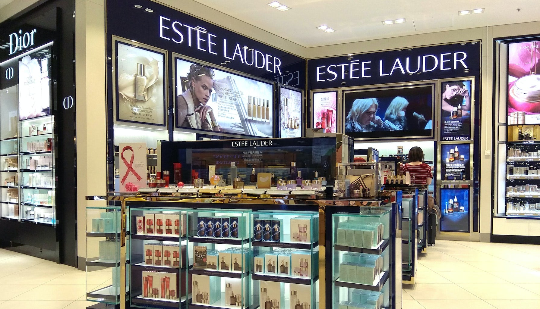 Ontario Court Hands $750K Fine to Estée Lauder Over Use of ‘Forever Chemical’