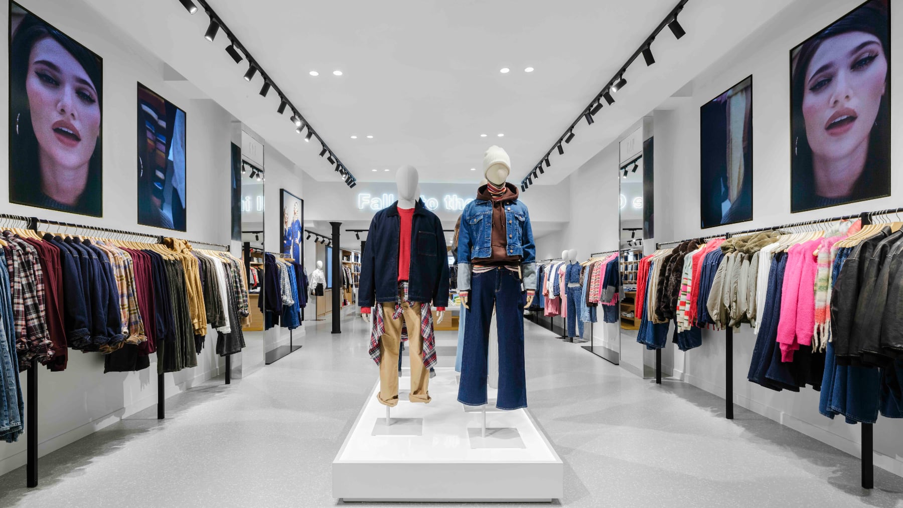 Gap to Use Athleta Leader’s Exit to Rebuild Slumping Brand